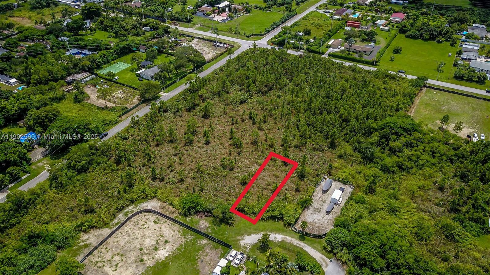 Подробнее   /   кв.футов $ 2025-10-25 0 Фото