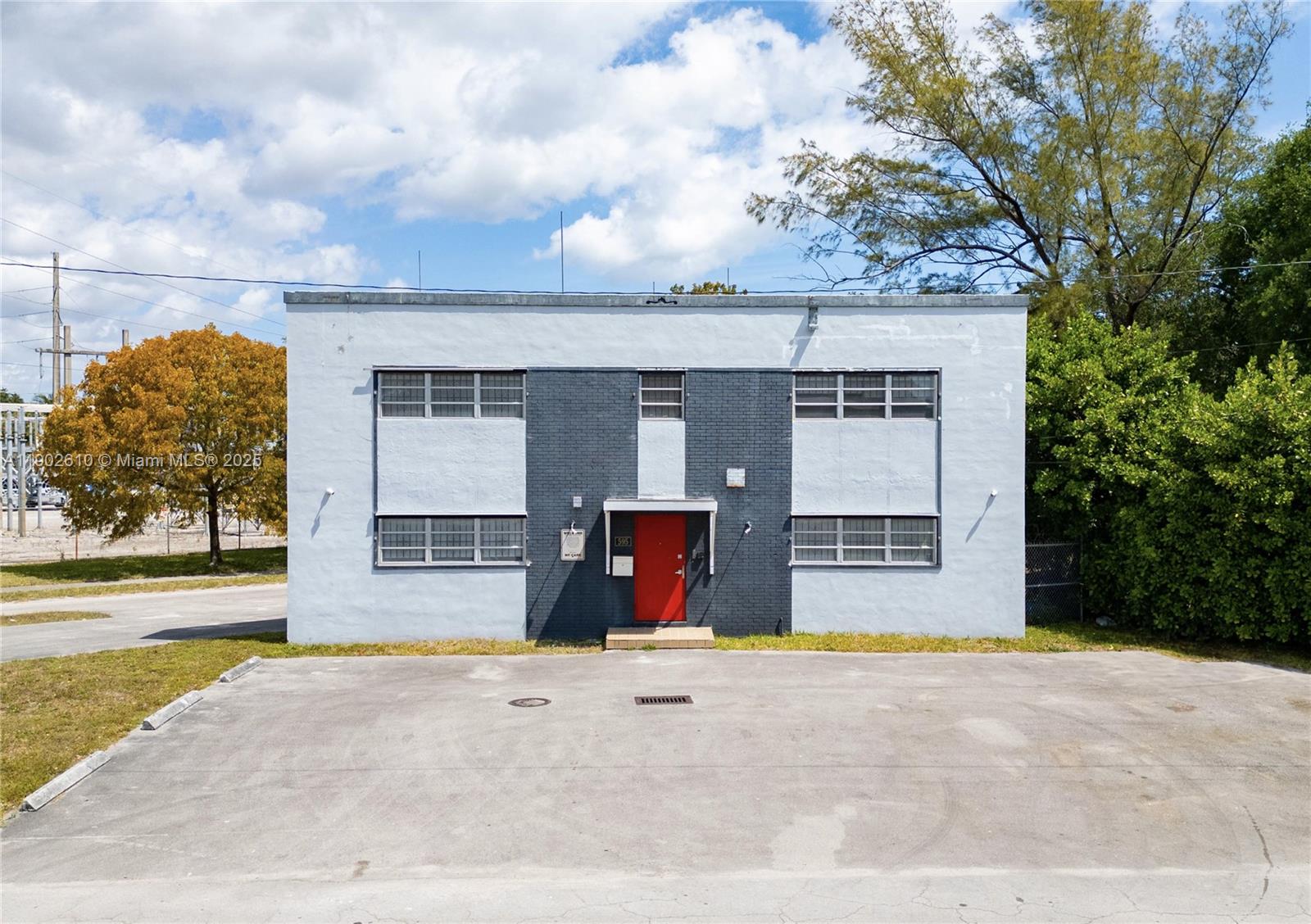 See details   /   sq. ft. $ 2025-10-25 0 Photo