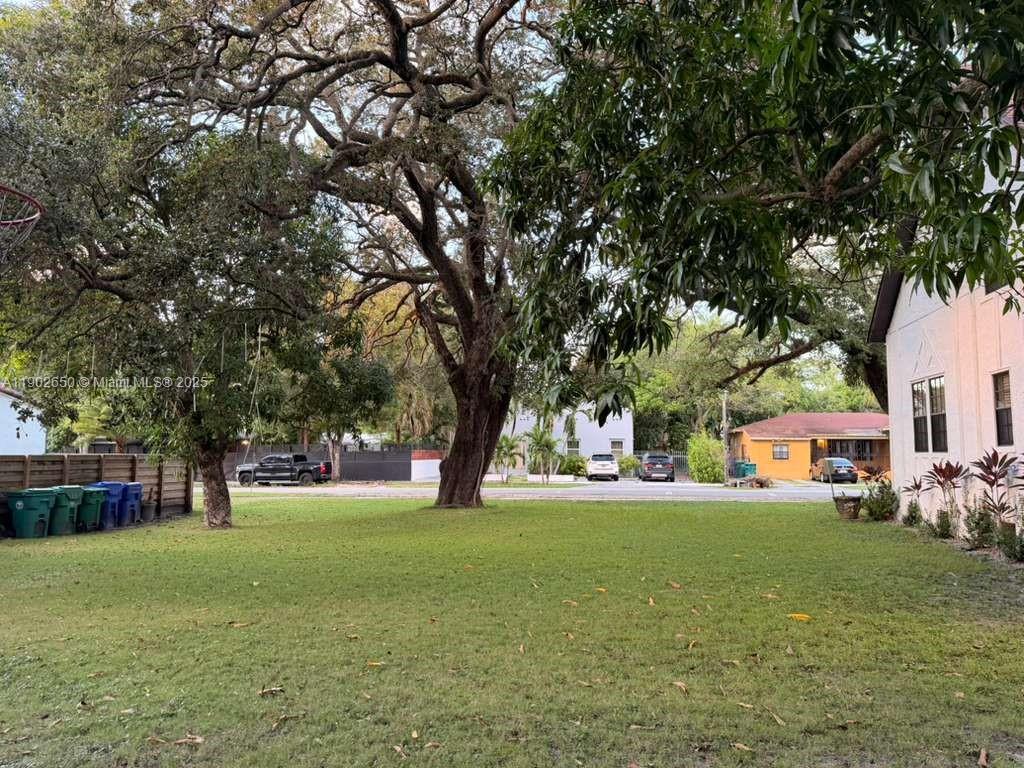 Ver detalles   /   sq. ft. $ 2025-10-25 0 foto