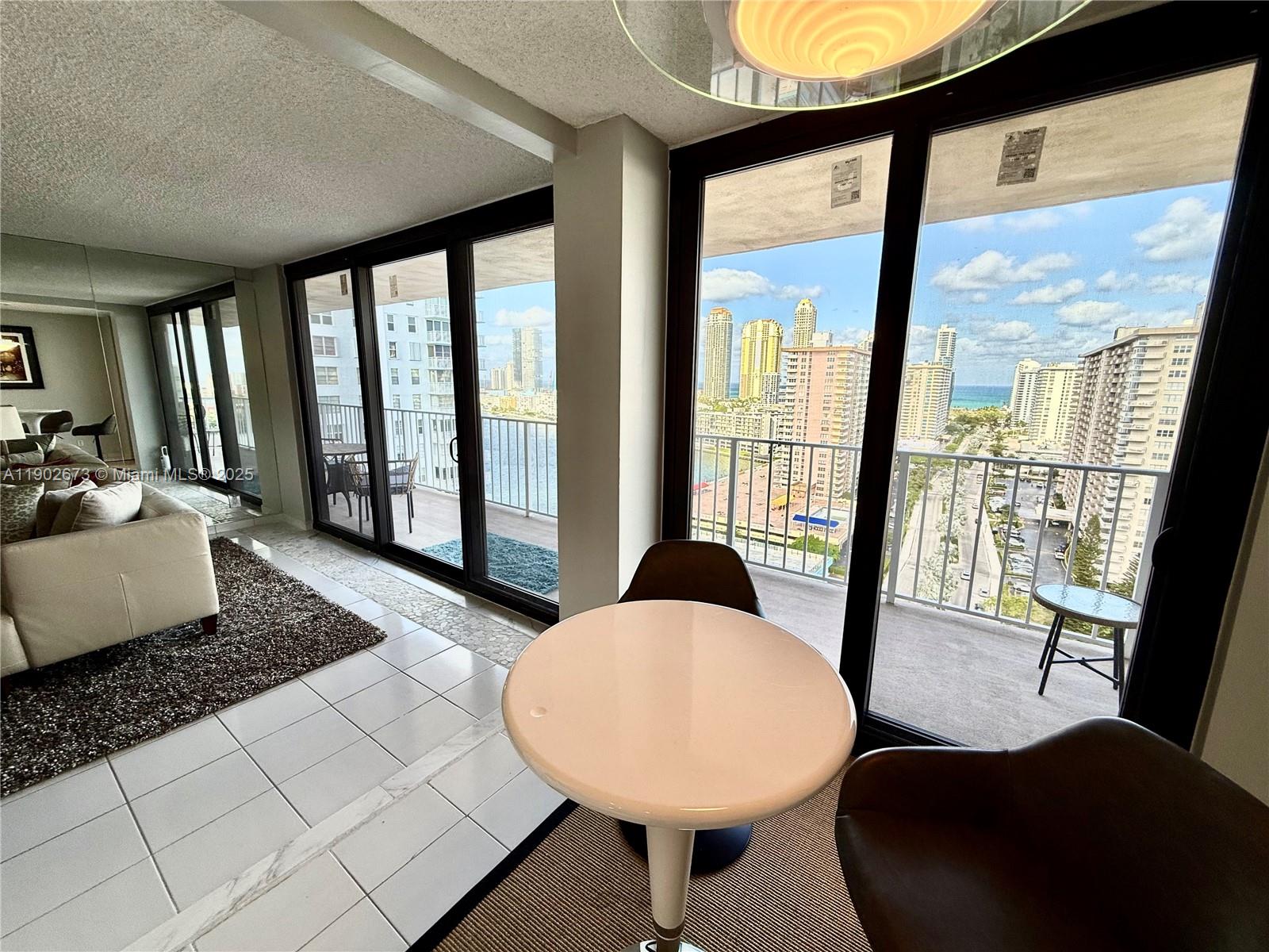 2010 2 / 2 1396 sq. ft. $ 2025-10-25 0 Photo