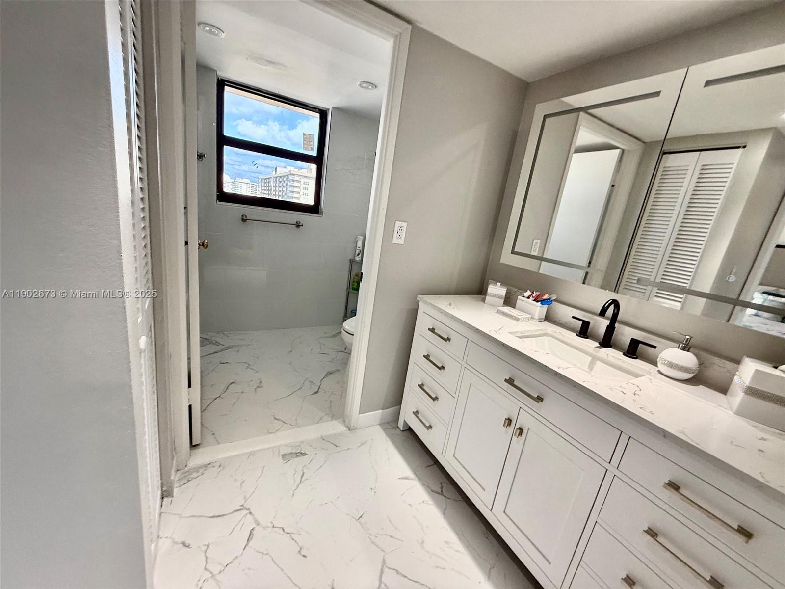 2010 2 / 2 1396 sq. ft. $ 2025-10-25 0 Photo