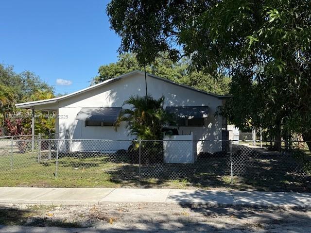 Ver detalles   /  2242 sq. ft. $ 2025-10-25 0 foto