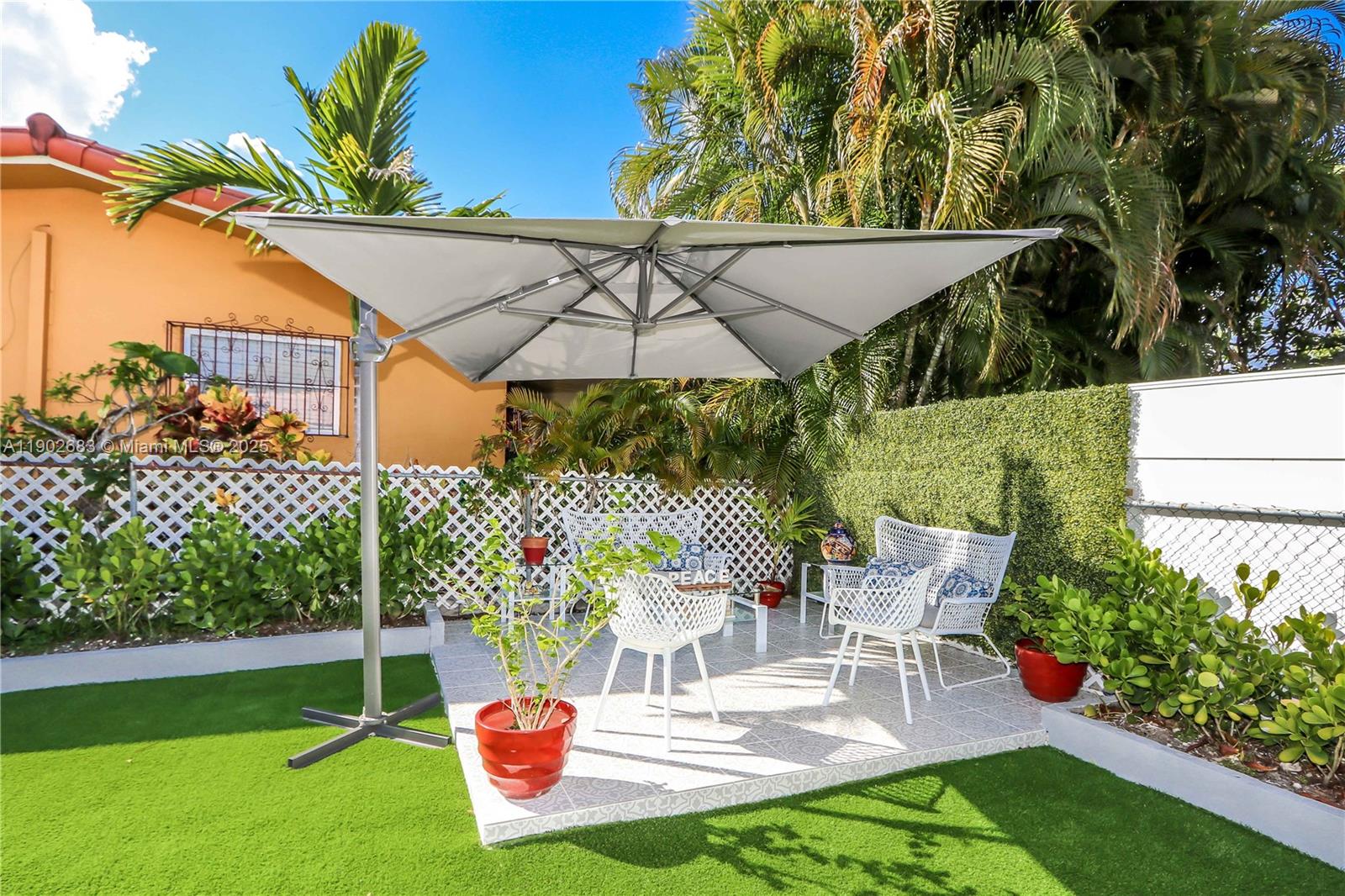 Подробнее   /  2505 кв.футов $ 2025-10-25 0 Фото