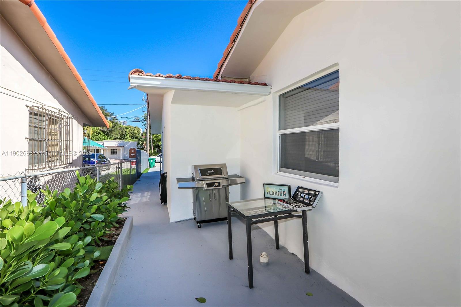 Подробнее   /  2505 кв.футов $ 2025-10-25 0 Фото