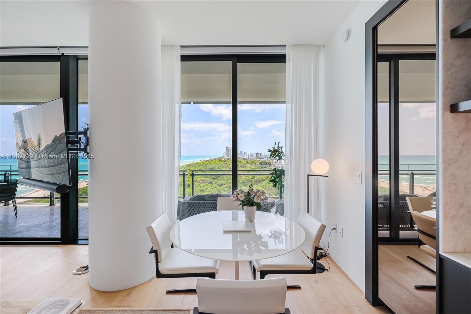 904 2 / 3 1457 sq. ft. $ 2025-10-25 0 Photo