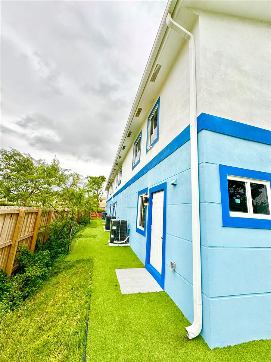 Ver detalles   /  1811 sq. ft. $ 2025-10-26 0 foto