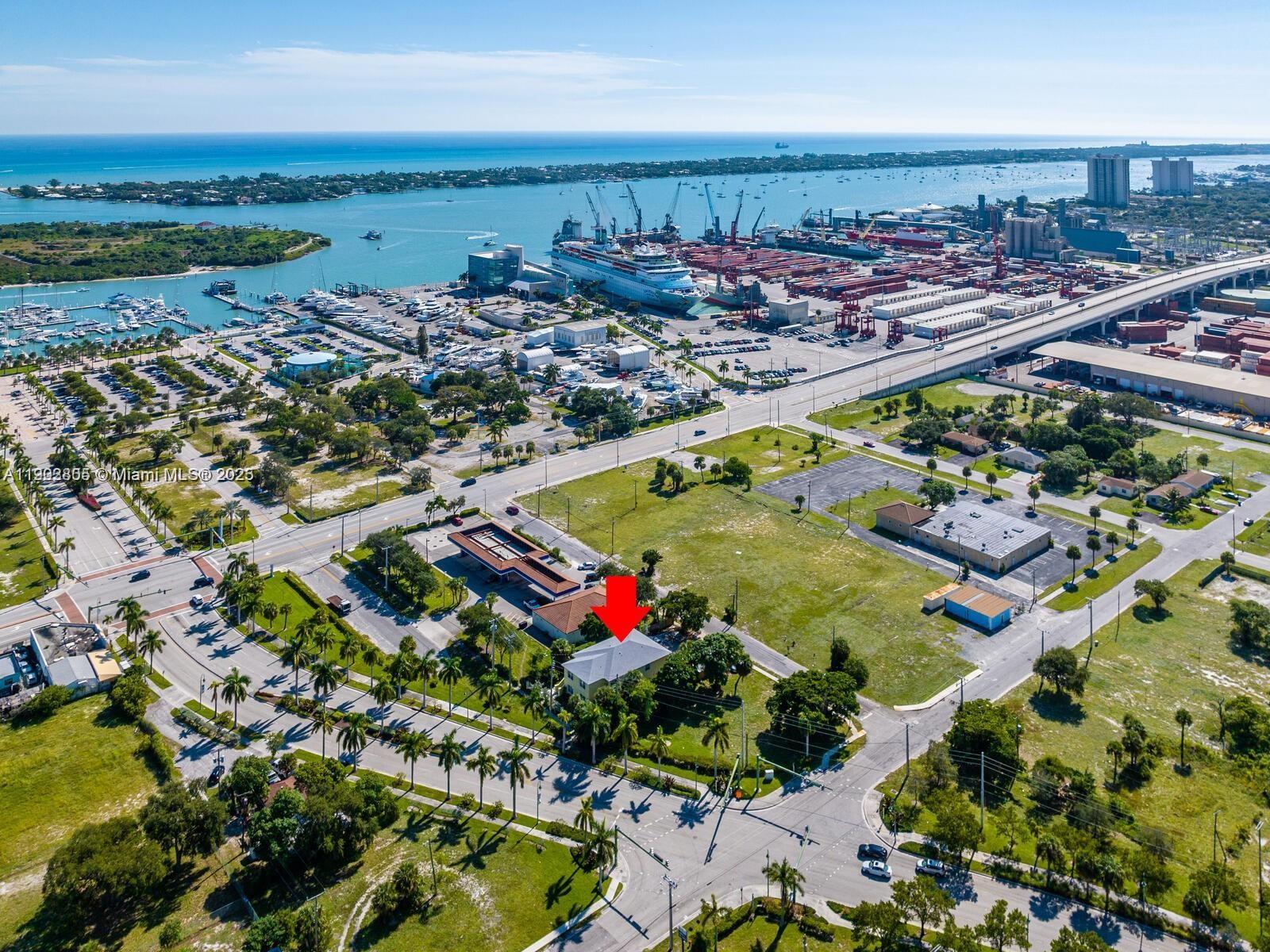 Подробнее   /  4760 кв.футов $ 2025-10-26 0 Фото