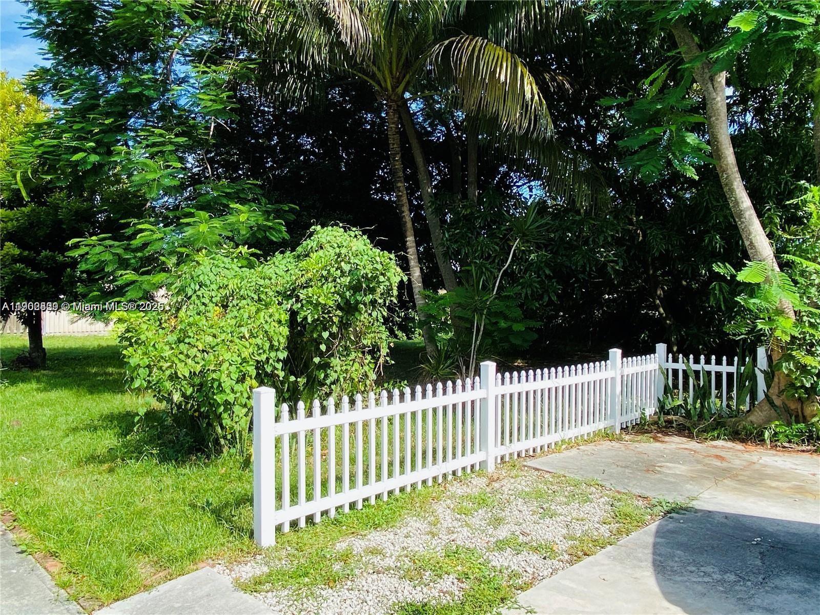 Ver detalles   /  1614 sq. ft. $ 2025-10-28 0 foto