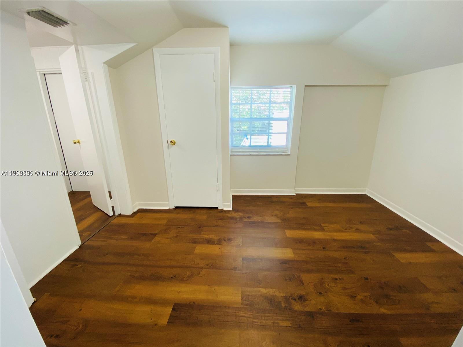 Ver detalles   /  1614 sq. ft. $ 2025-10-28 0 foto