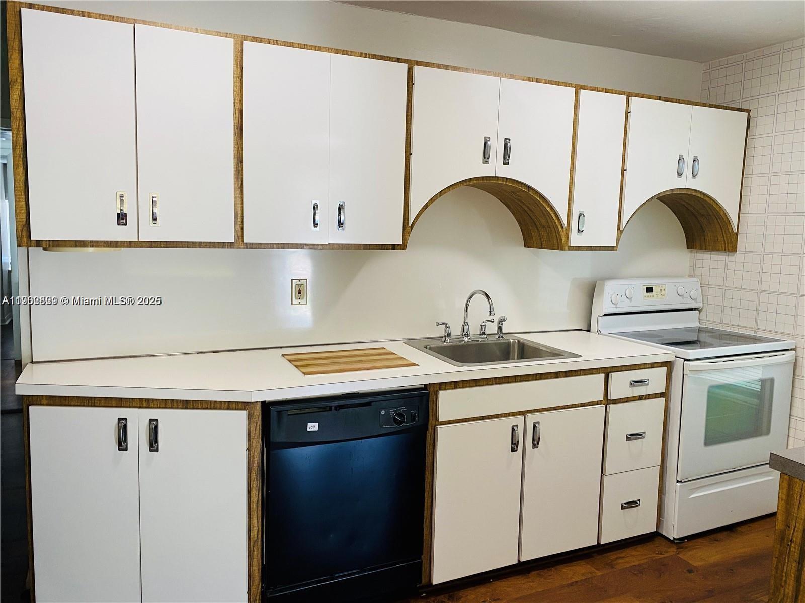 Ver detalles   /  1614 sq. ft. $ 2025-10-28 0 foto