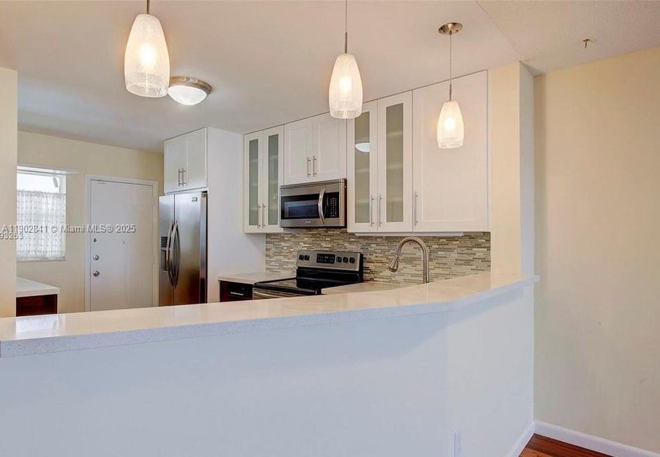 705-2 1 / 2 1036 sq. ft. $ 2025-10-26 0 Photo