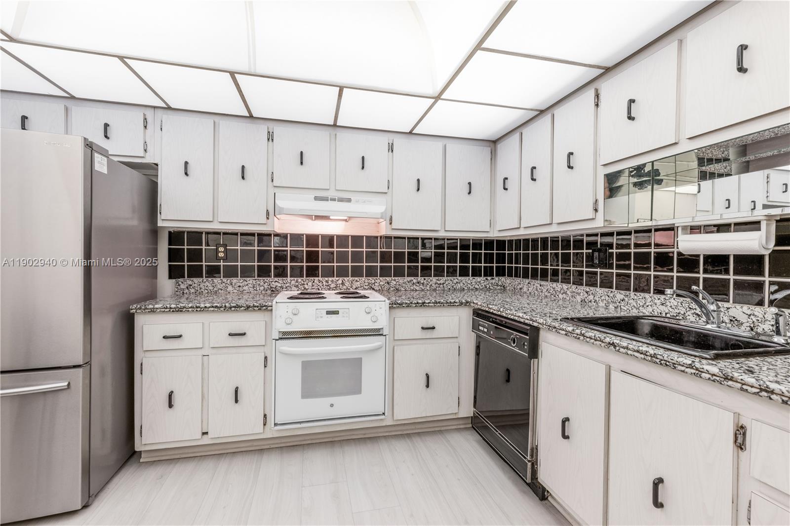 Photo of 600 Three Islands Blvd  #1522, Hallandale Beach, Florida, 33009 - 