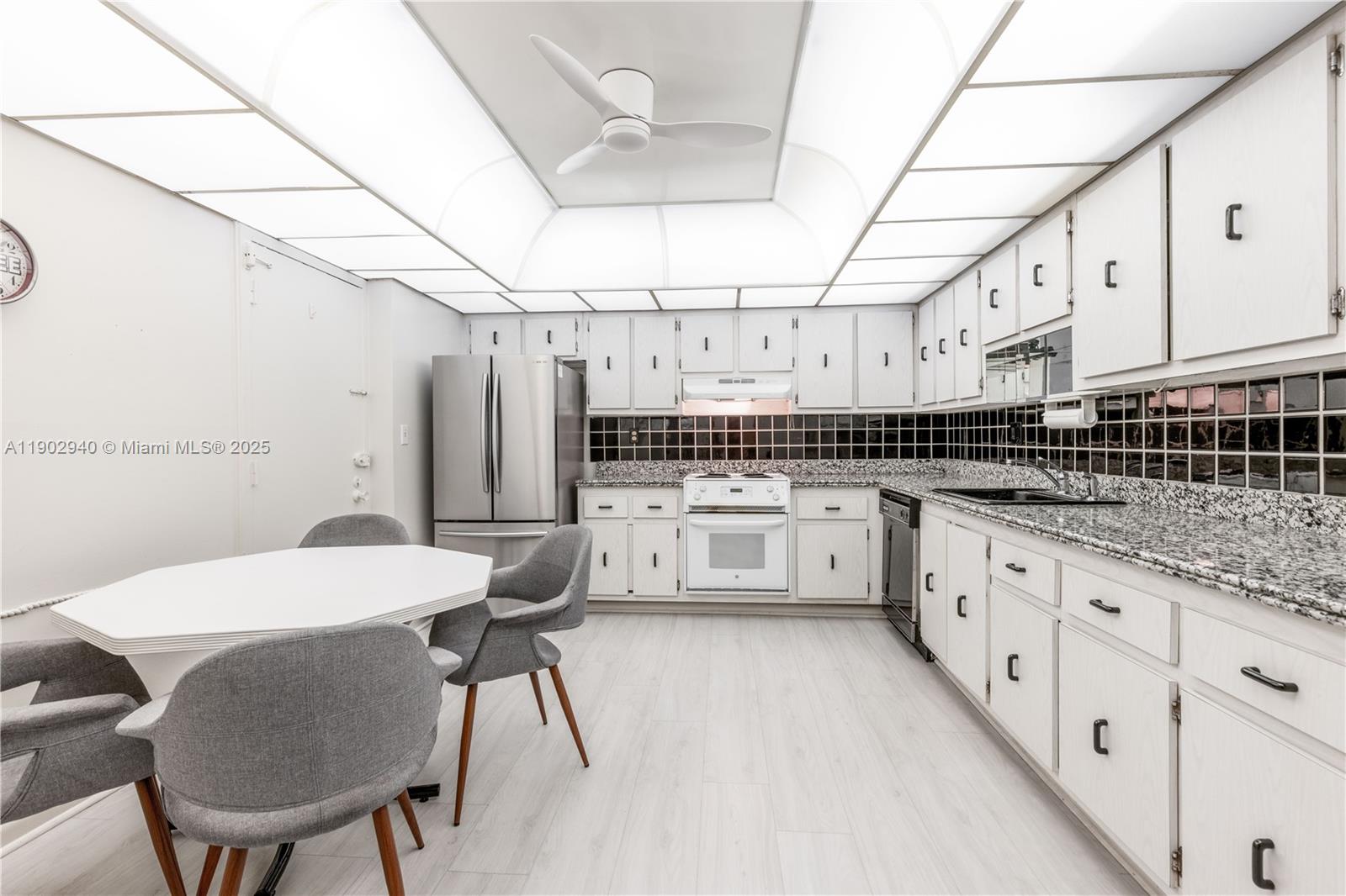 Photo of 600 Three Islands Blvd  #1522, Hallandale Beach, Florida, 33009 - 