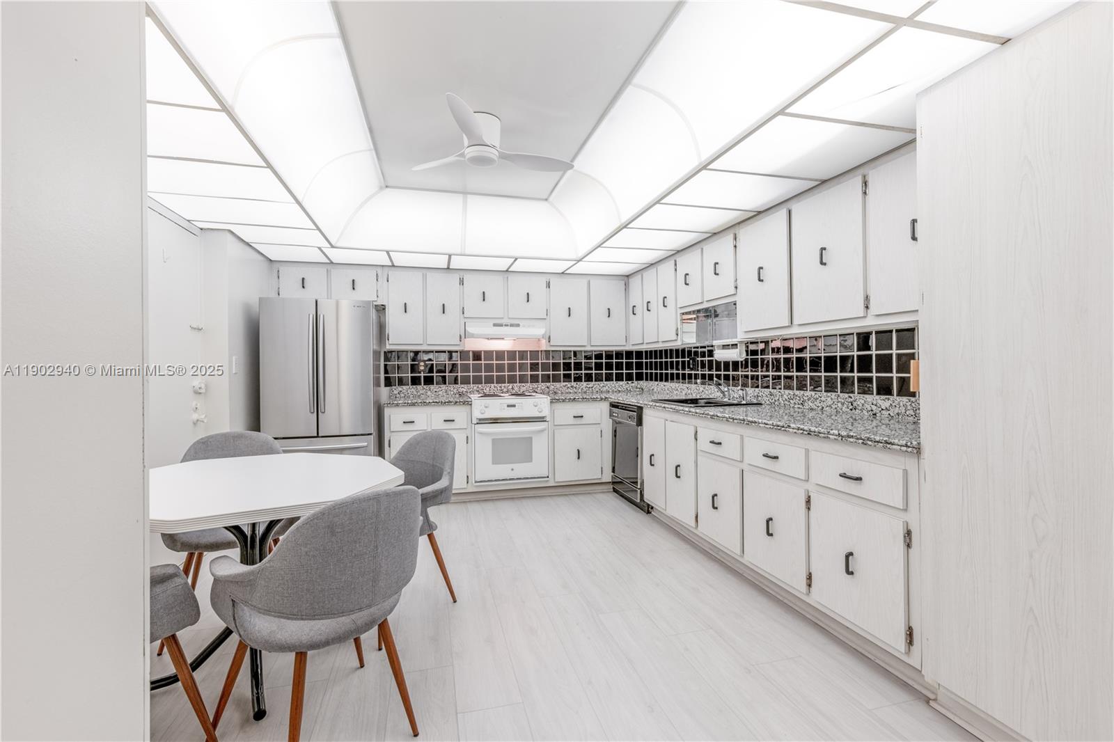 Photo of 600 Three Islands Blvd  #1522, Hallandale Beach, Florida, 33009 - 