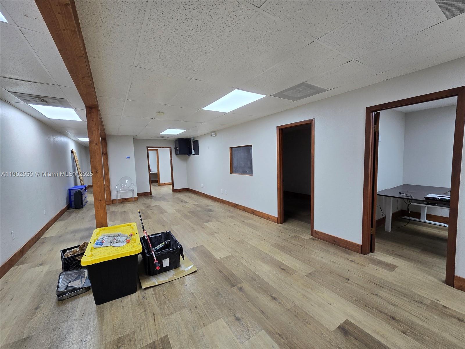 See details   /   sq. ft. $ 2025-10-27 0 Photo