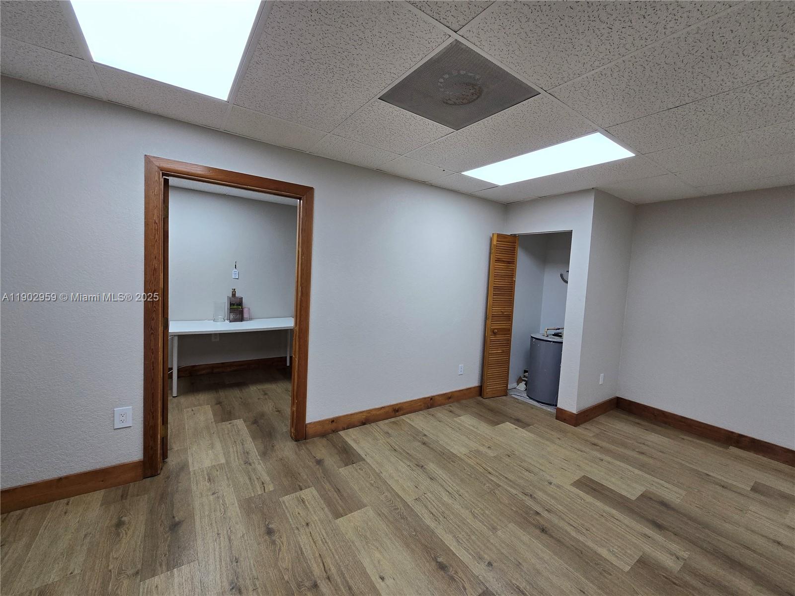 See details   /   sq. ft. $ 2025-10-27 0 Photo