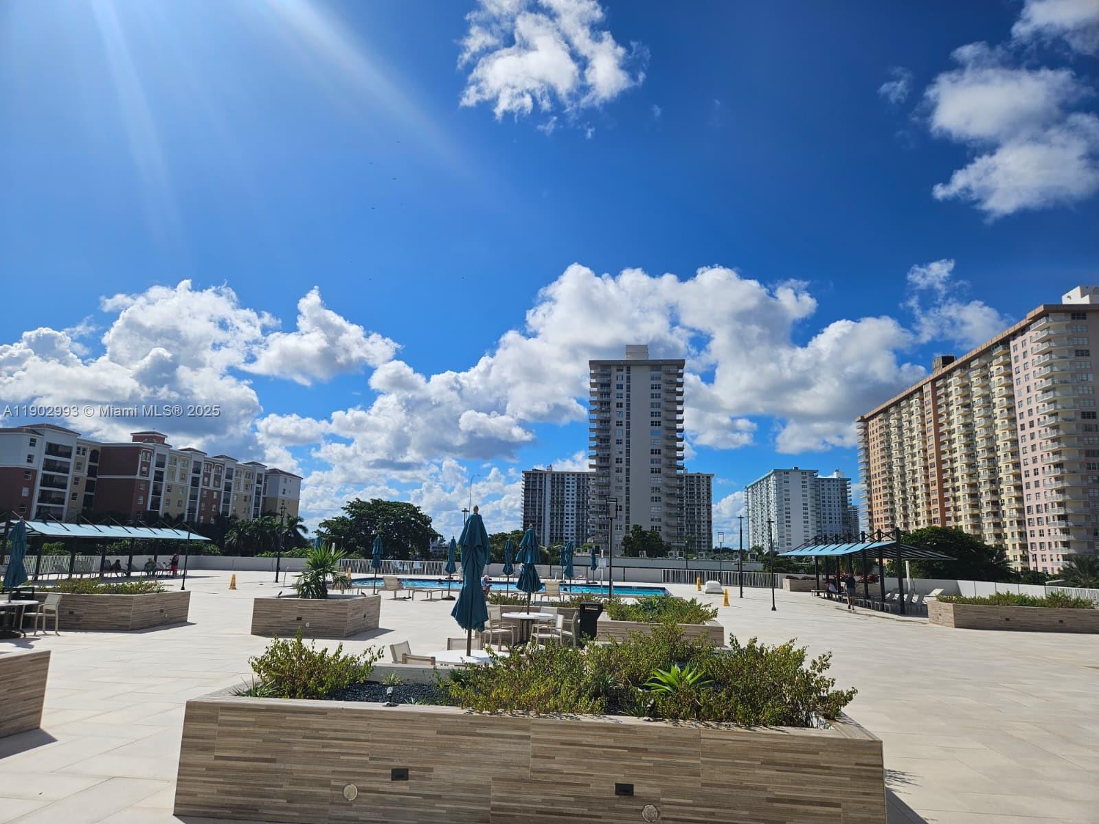 See details 409 2 / 2 1274 sq. ft. $ 2025-10-27 0 Photo