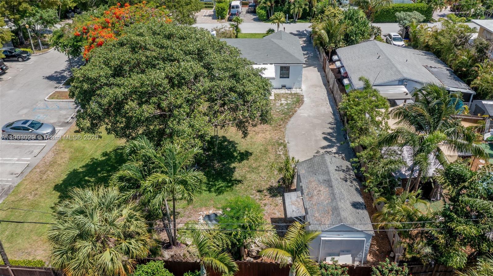 See details   /   sq. ft. $ 2025-10-27 0 Photo