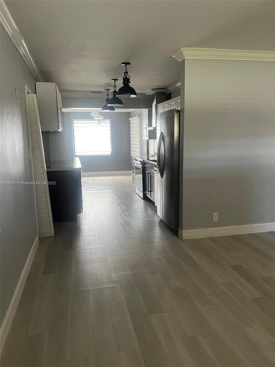 281 3 / 2 1140 sq. ft. $ 2025-10-27 0 Photo