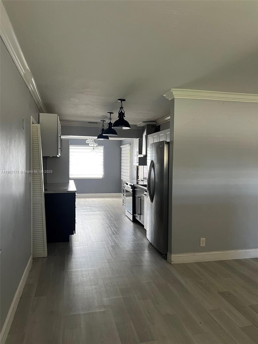 281 3 / 2 1140 sq. ft. $ 2025-10-27 0 Photo