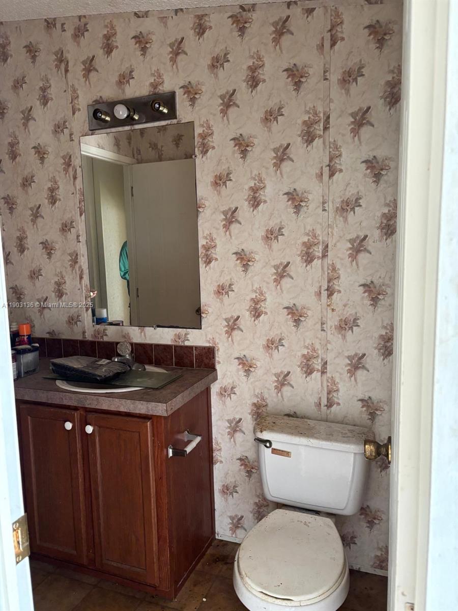 Подробнее   /   кв.футов $ 2025-10-27 0 Фото