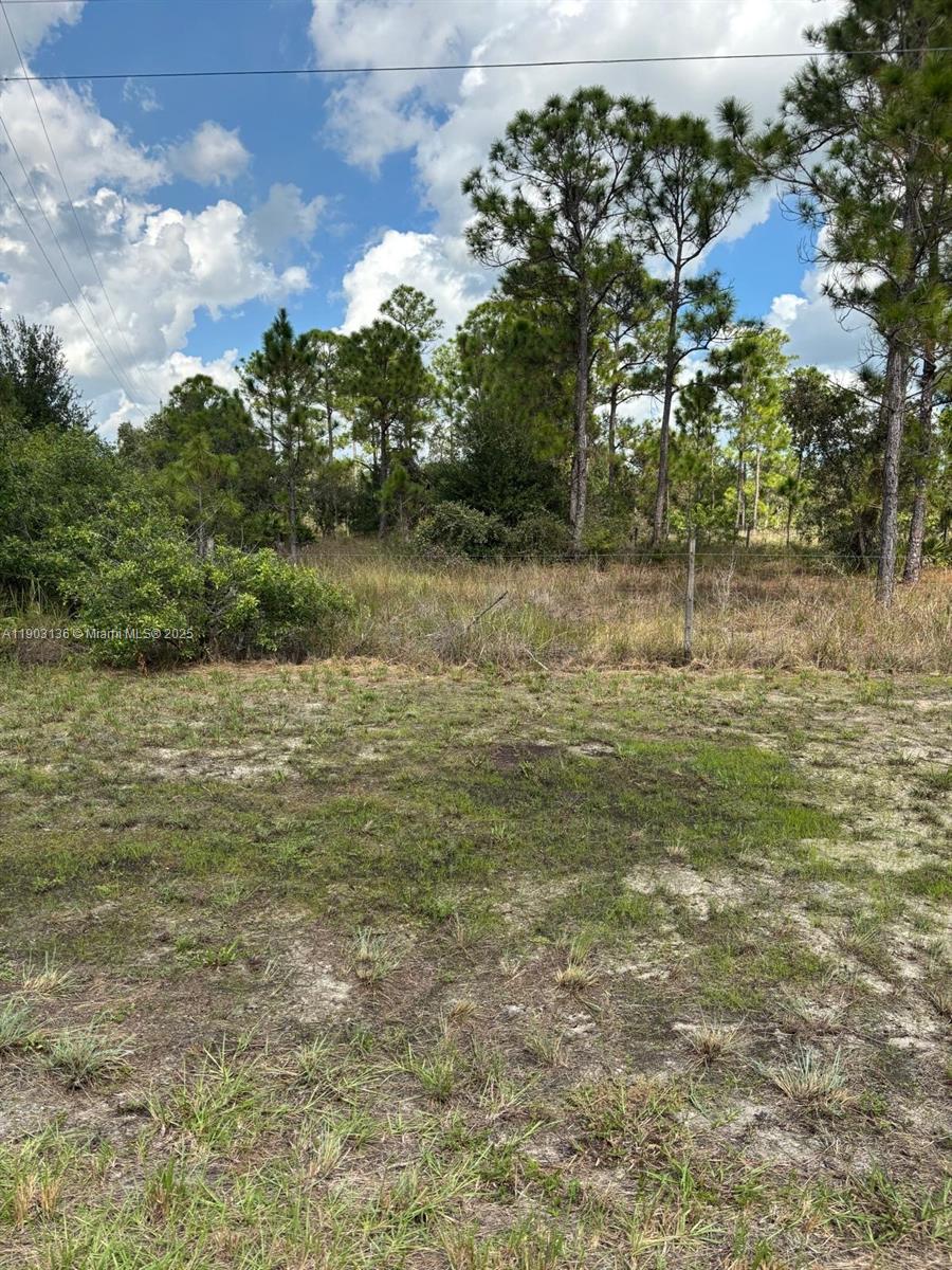 Подробнее   /   кв.футов $ 2025-10-27 0 Фото