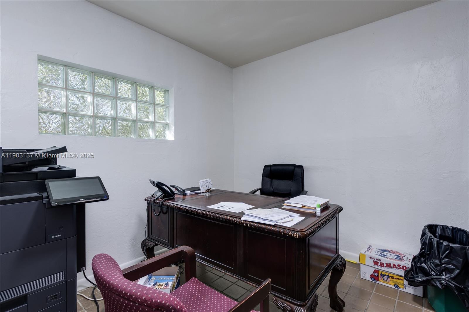   /   sq. ft. $ 2025-10-27 0 Photo