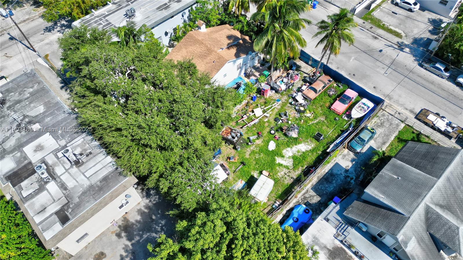 Подробнее   /   кв.футов $ 2025-10-27 0 Фото