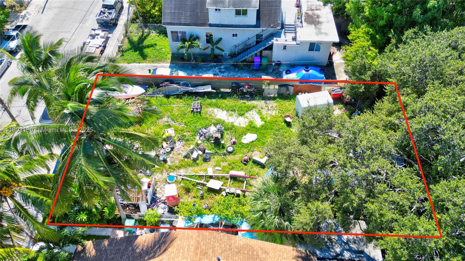 Подробнее   /   кв.футов $ 2025-10-27 0 Фото