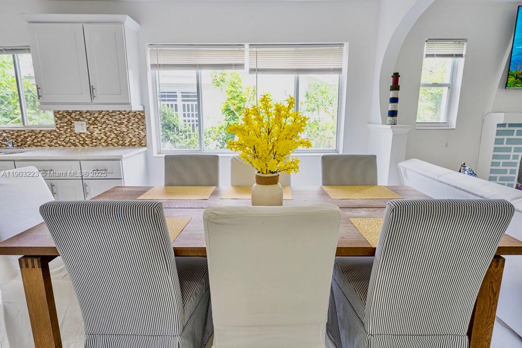 Ver detalles   /  1822 sq. ft. $ 2025-10-27 0 foto