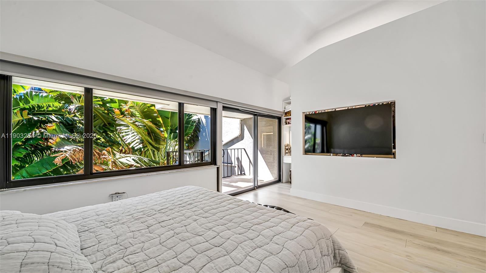 Photo of 300 Poinciana Dr  (300), Sunny Isles Beach, Florida, 33160 -