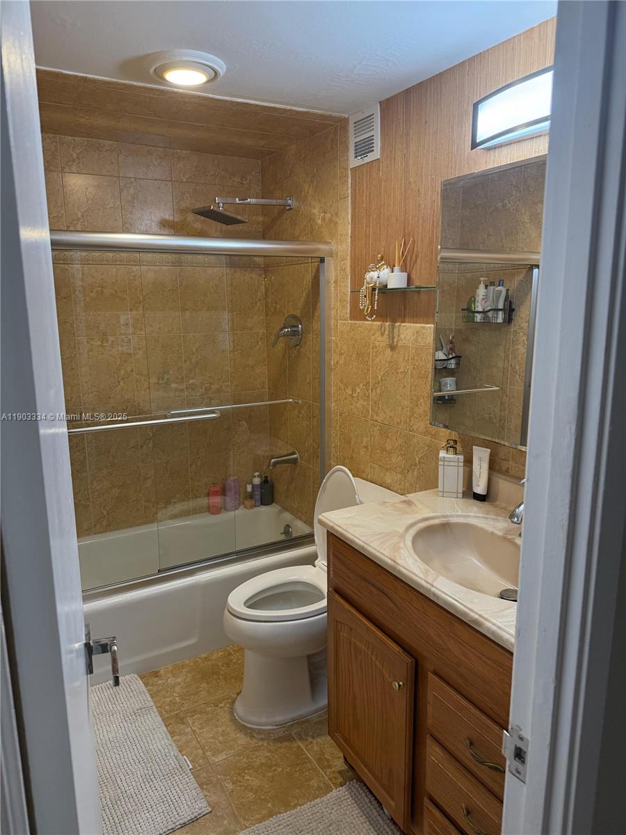 Photo of 400 Kings Point Dr  #408, Sunny Isles Beach, Florida, 33160 -