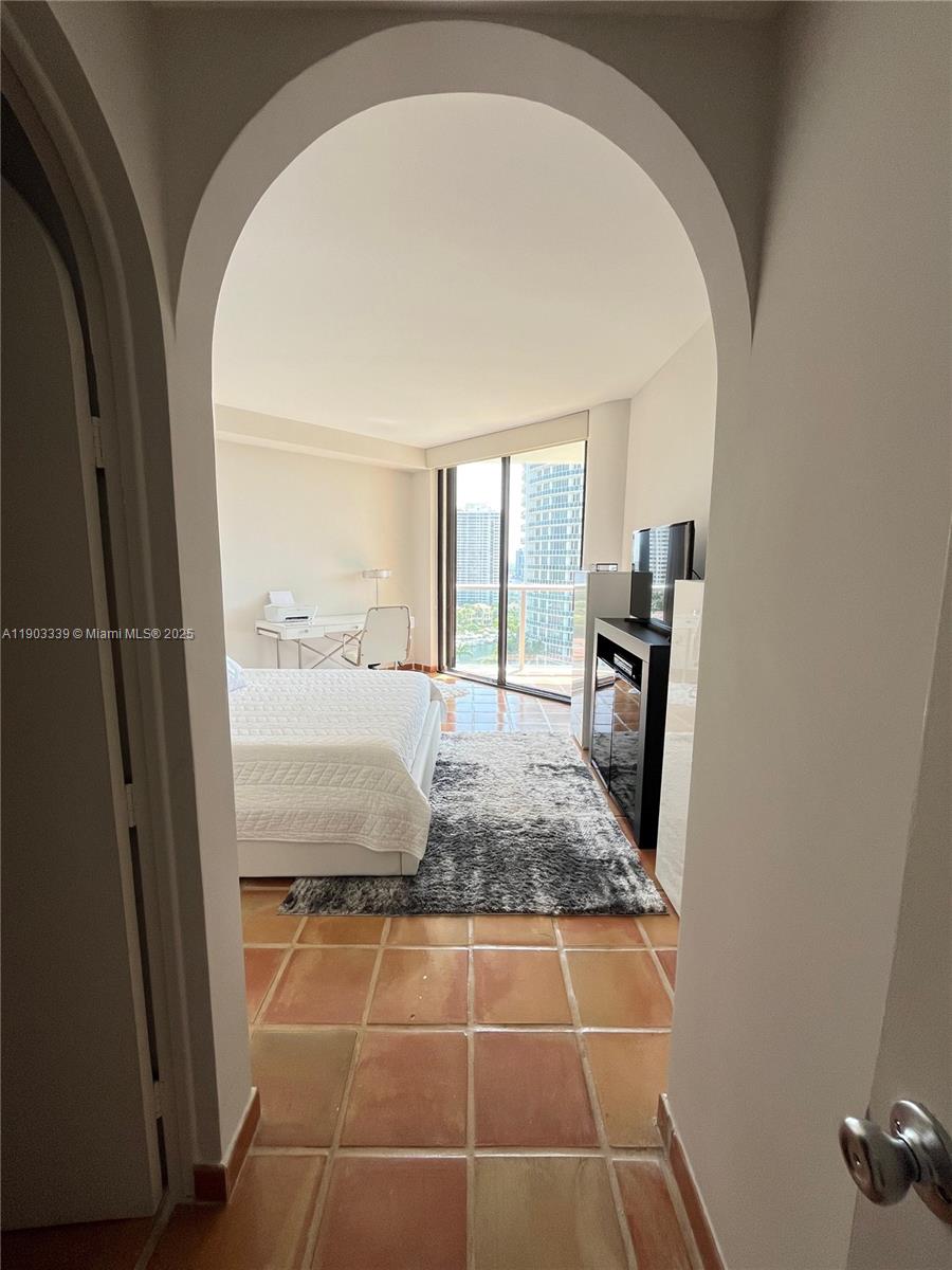 See details 1703 2 / 2 1508 sq. ft. $ 2025-10-27 0 Photo