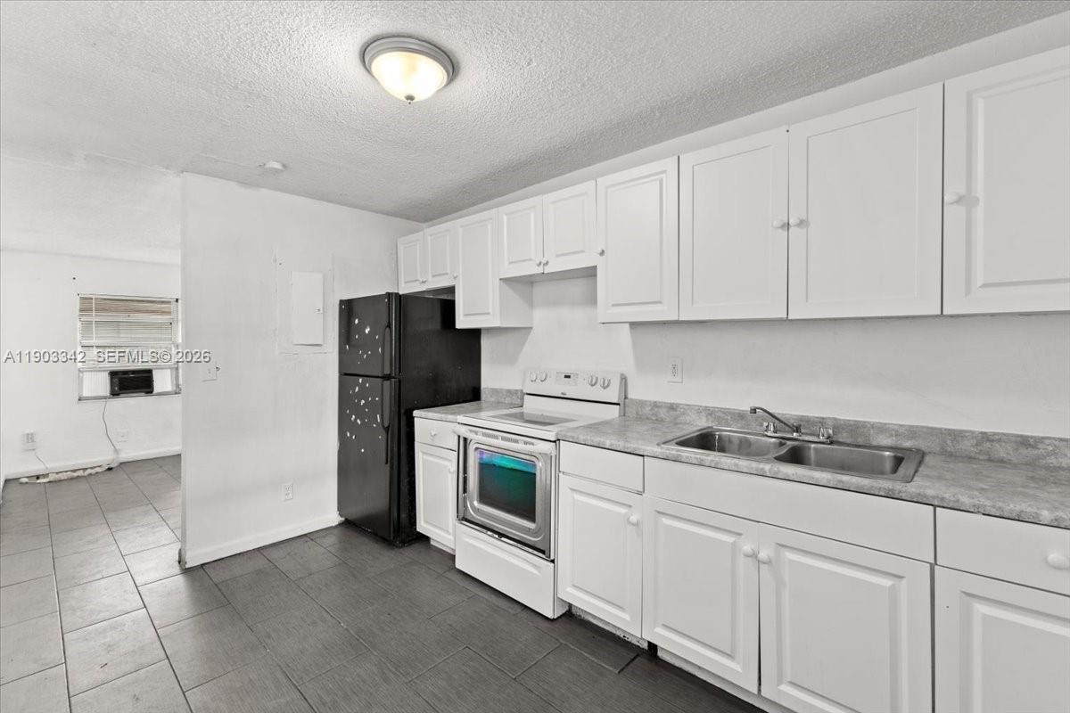   /  1927 sq. ft. $ 2025-10-27 0 Photo