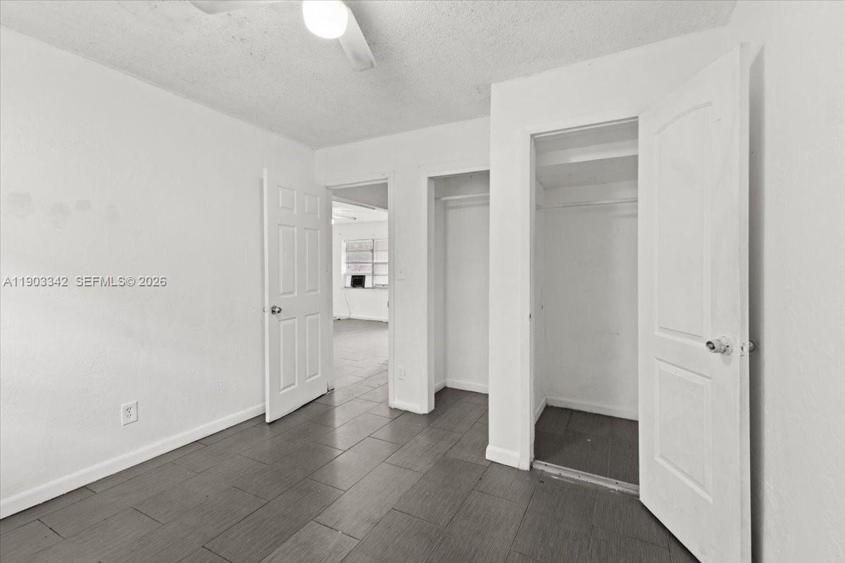   /  1927 sq. ft. $ 2025-10-27 0 Photo