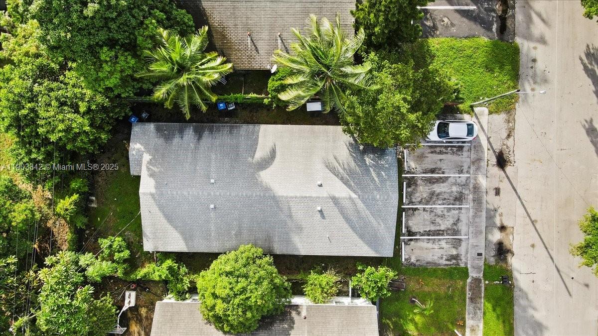 Подробнее   /  1927 кв.футов $ 2025-10-27 0 Фото