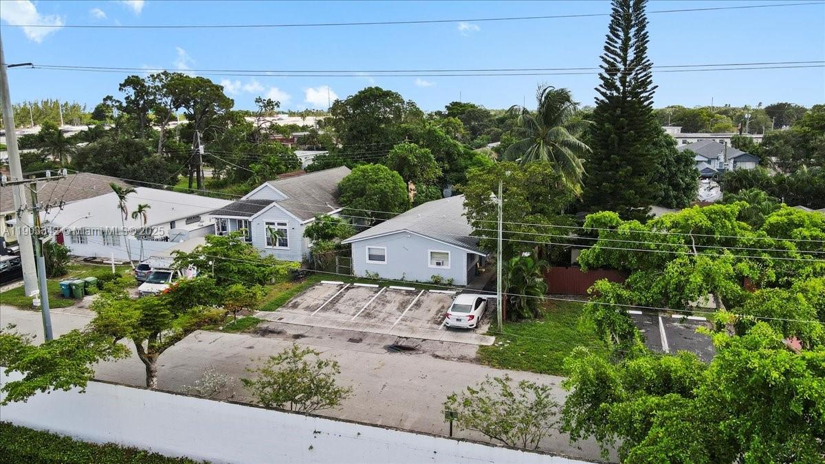 Подробнее   /  1927 кв.футов $ 2025-10-27 0 Фото