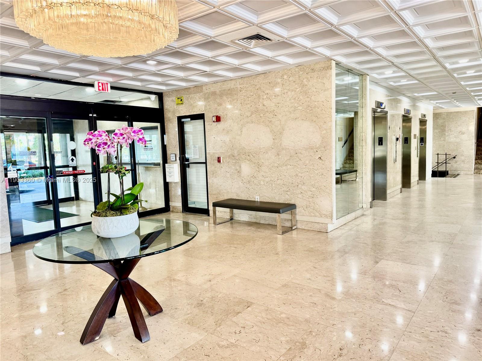 1903 1 / 2 762 sq. ft. $ 2025-10-30 0 Photo