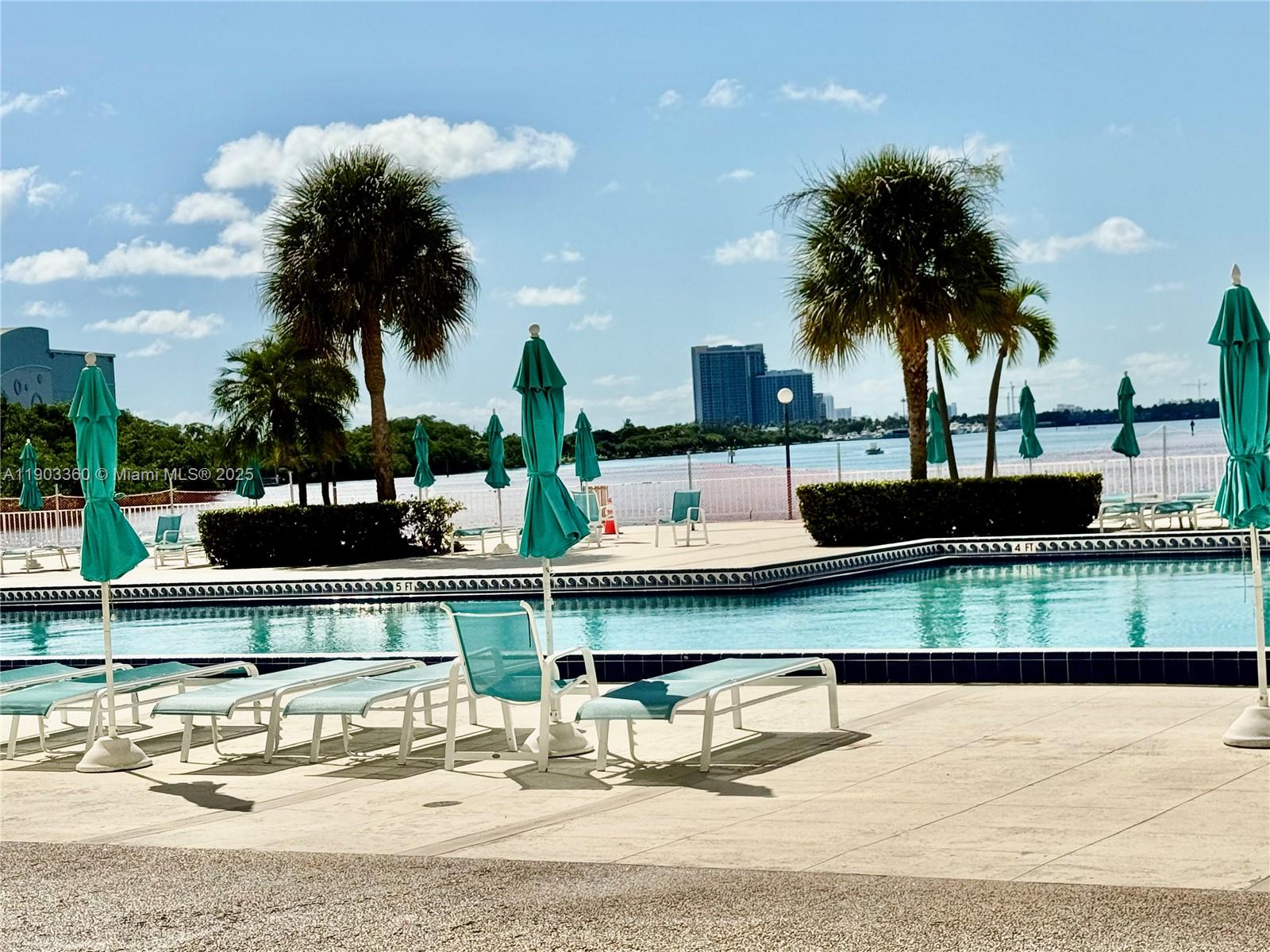 1903 1 / 2 762 sq. ft. $ 2025-10-30 0 Photo