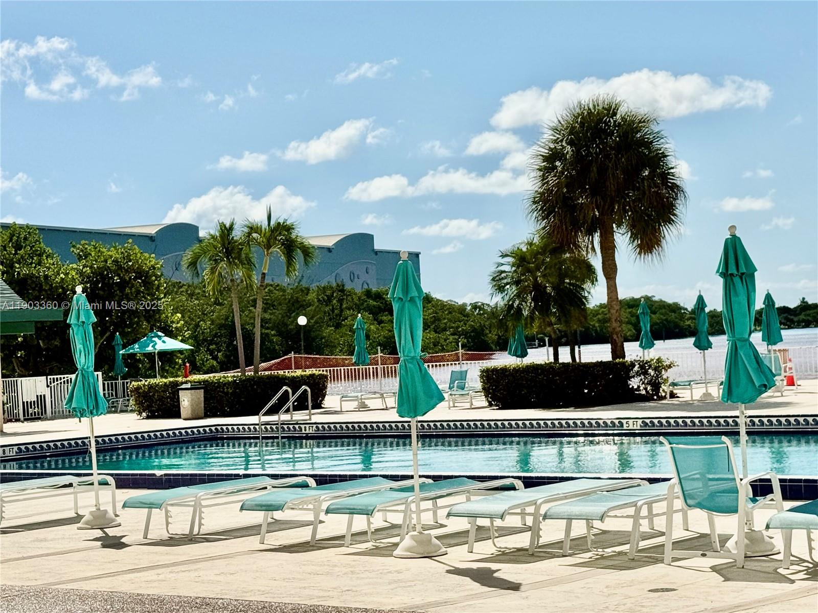 1903 1 / 2 762 sq. ft. $ 2025-10-30 0 Photo