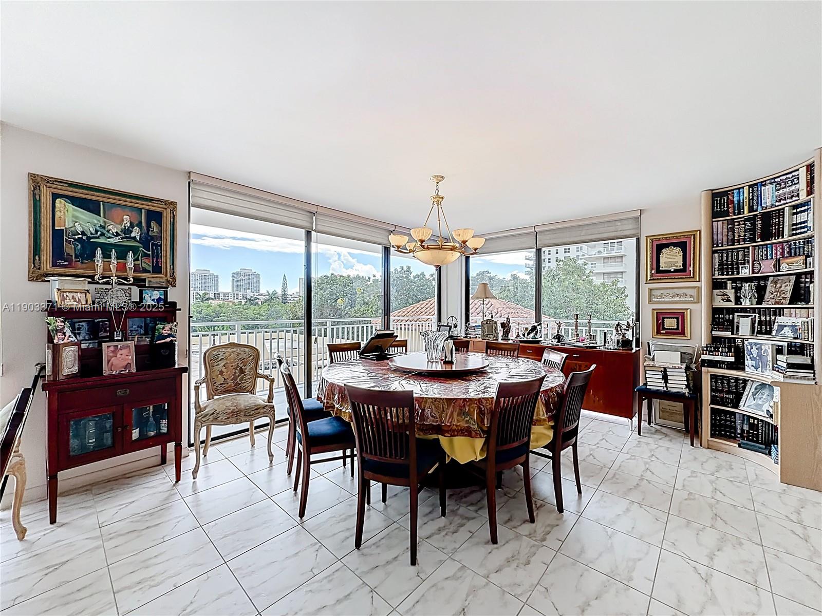 See details 409 3 / 3 2267 sq. ft. $ 2025-10-27 0 Photo