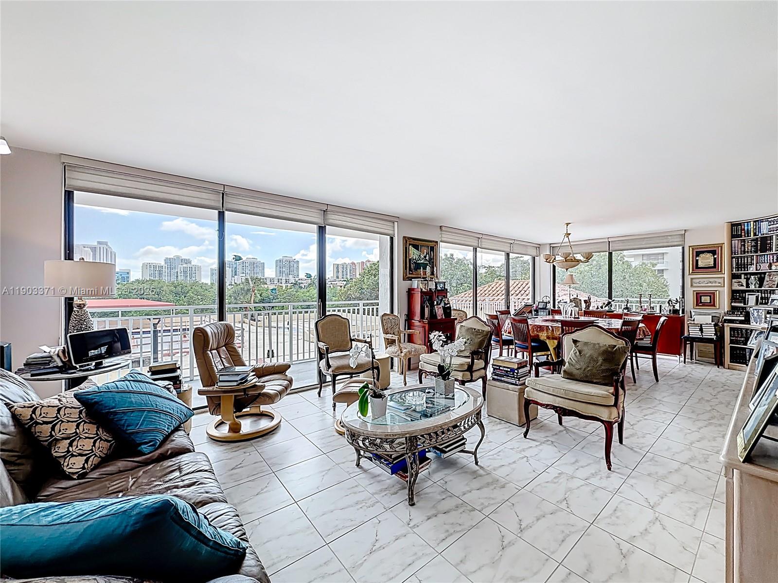 See details 409 3 / 3 2267 sq. ft. $ 2025-10-27 0 Photo