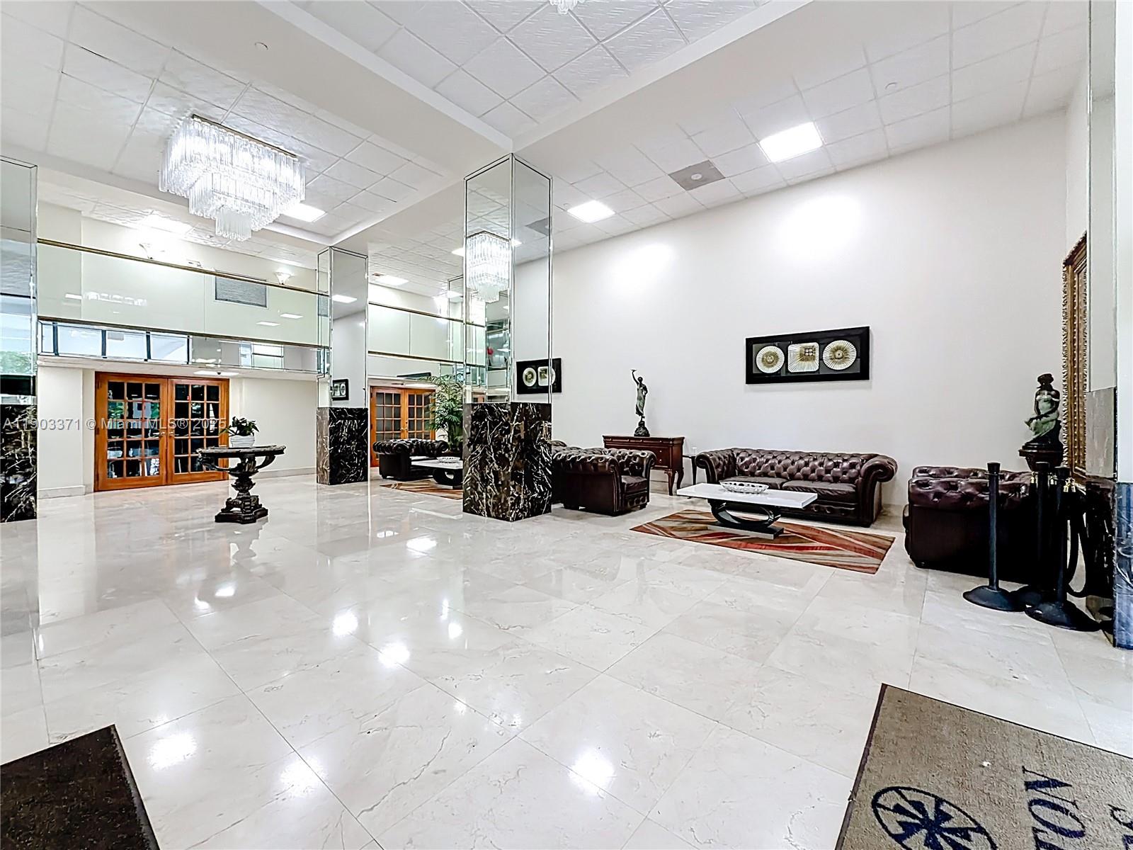 See details 409 3 / 3 2267 sq. ft. $ 2025-10-27 0 Photo