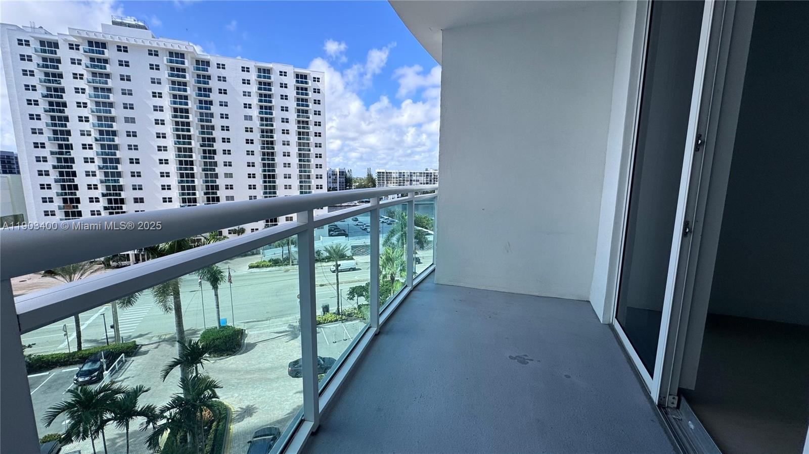 Photo of 3001 Ocean Dr  #737, Hollywood, Florida, 33019 -