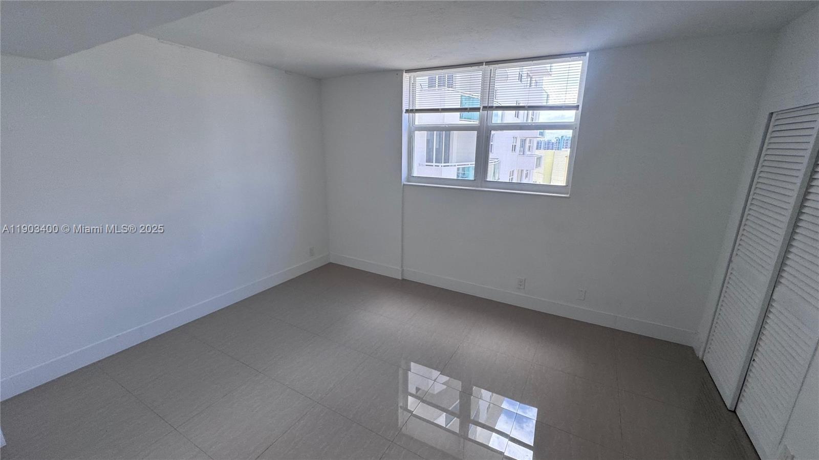 Photo of 3001 Ocean Dr  #737, Hollywood, Florida, 33019 -