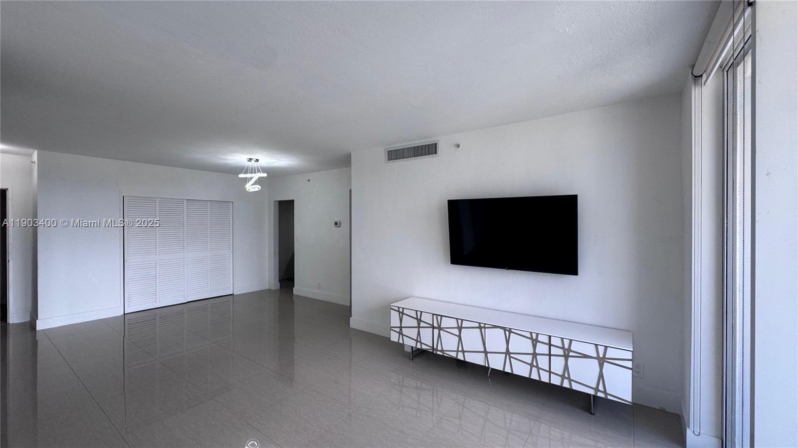Photo of 3001 Ocean Dr  #737, Hollywood, Florida, 33019 -