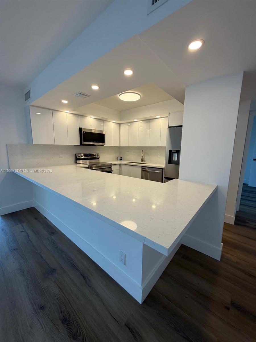 Photo of 701 Three Islands Blvd  #511, Hallandale Beach, Florida, 33009 -