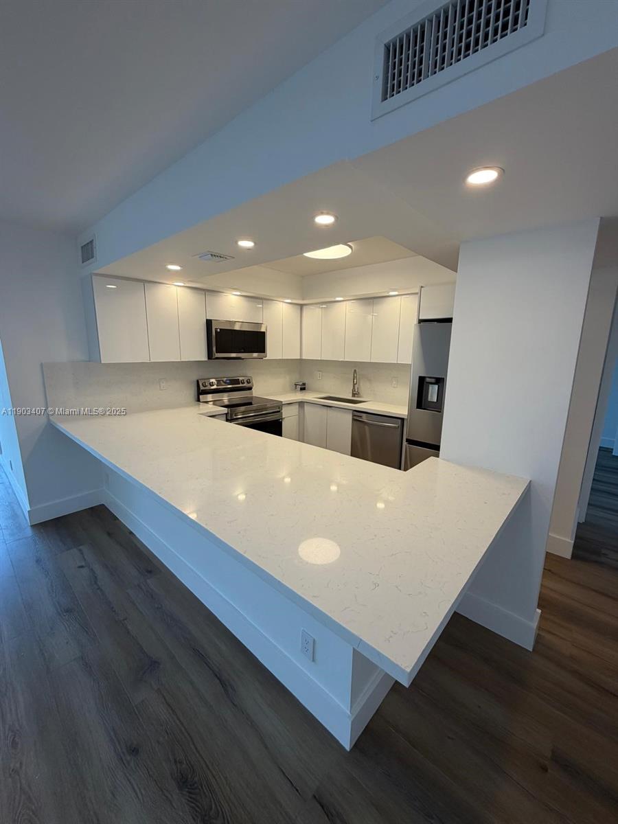 Photo of 701 Three Islands Blvd  #511, Hallandale Beach, Florida, 33009 -