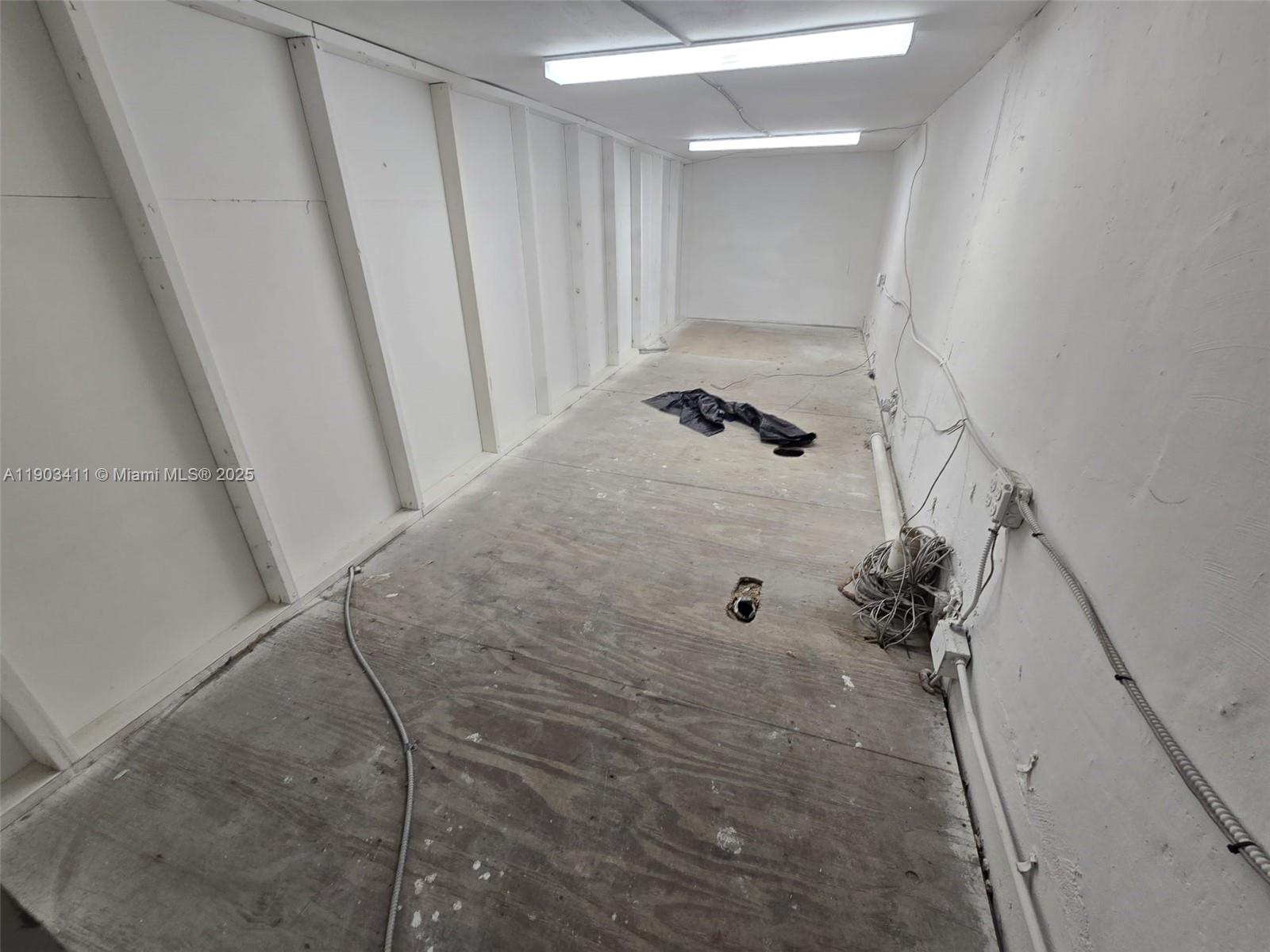 See details Unit 2  /   sq. ft. $ 2025-10-27 0 Photo