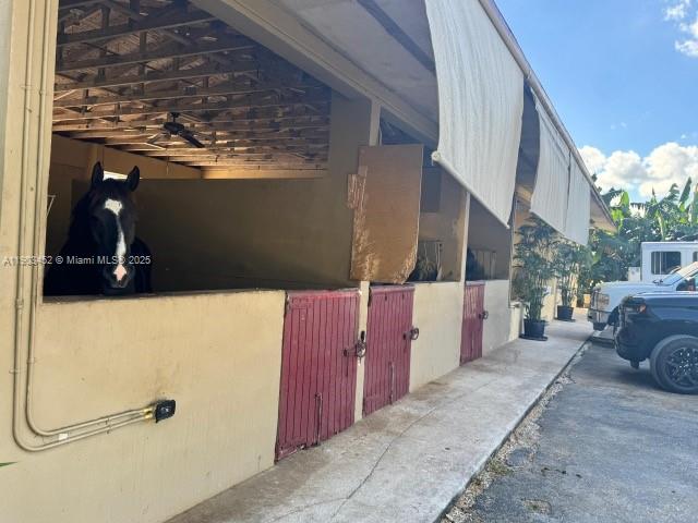 Ver detalles   /   sq. ft. $ 2025-10-27 0 foto